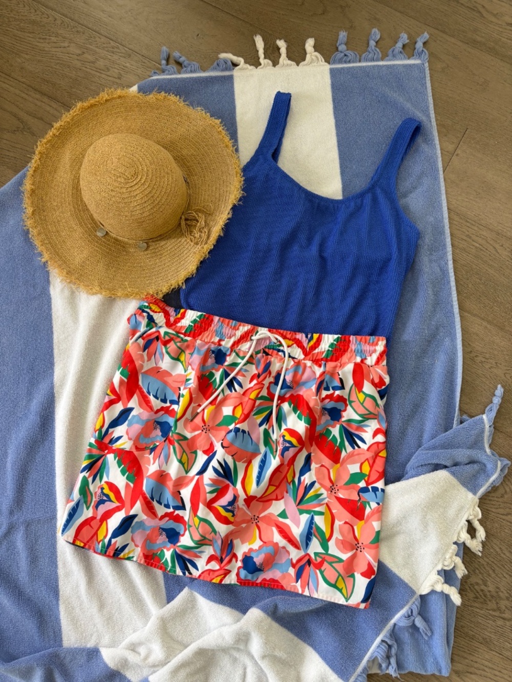 Skirt/Swim Suit Bundle - Picture 2 of 14